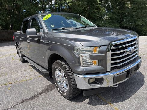 Used 2017 Ford F150 XLT w/ Equipment Group 301A Mid AWD/4WD image 10