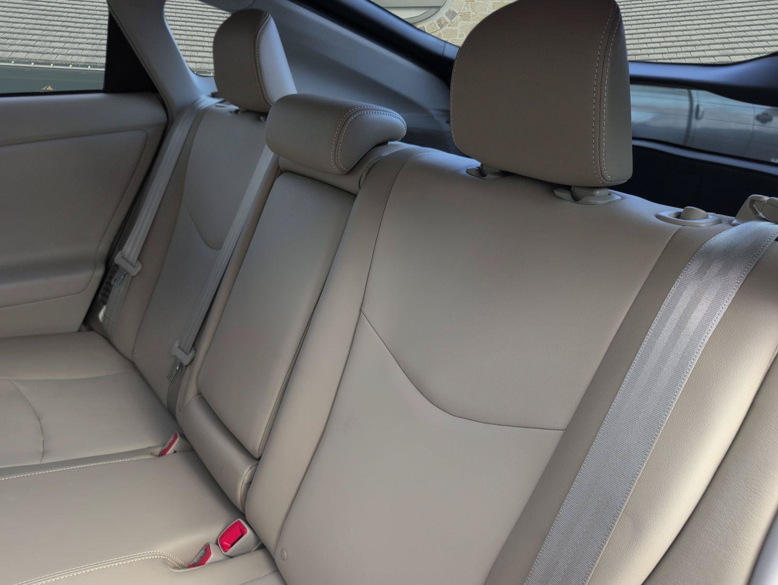 Used 2014 Toyota Prius Four FWD image 9