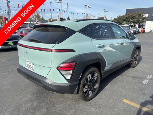 Used 2024 Hyundai Kona SEL FWD image 3