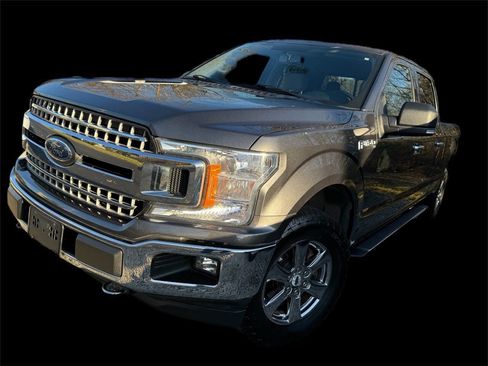 Used 2018 Ford F150 XLT w/ Equipment Group 302A Luxury image 1