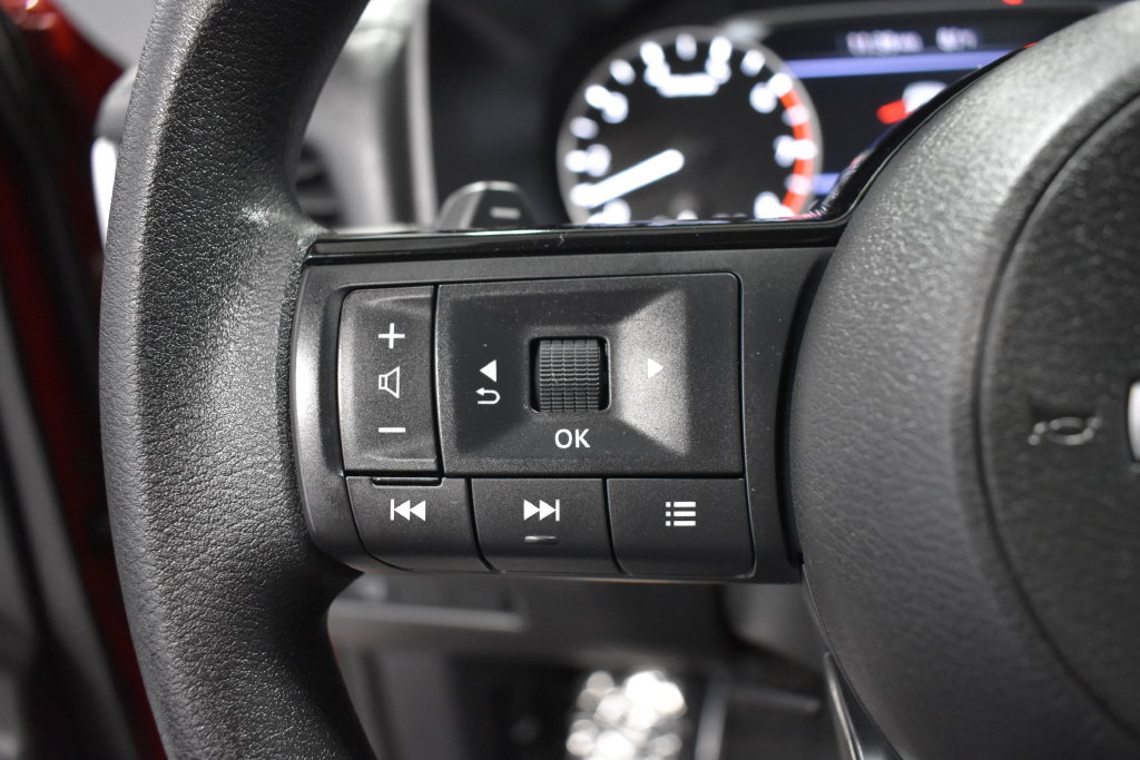 Certified 2023 Nissan Rogue SV AWD/4WD image 26