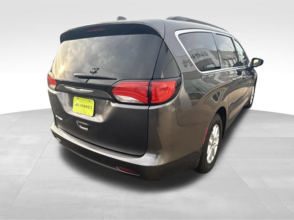 Used 2020 Chrysler Voyager Lxi FWD image 8