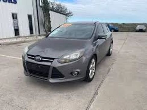Used 2013 Ford Focus Titanium image 1