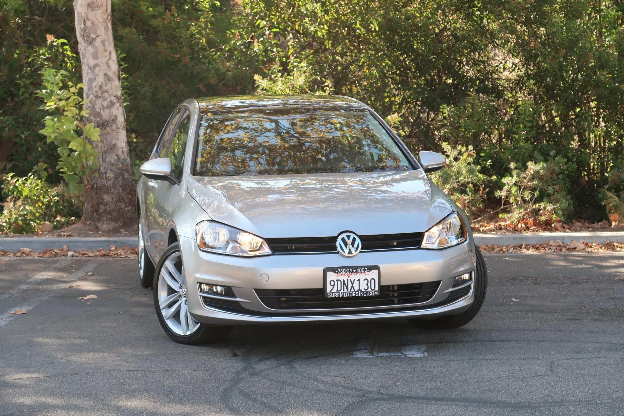 Used 2015 Volkswagen Golf SEL FWD image 2