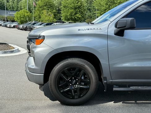 Used 2023 Chevrolet Silverado 1500 Custom RWD image 11