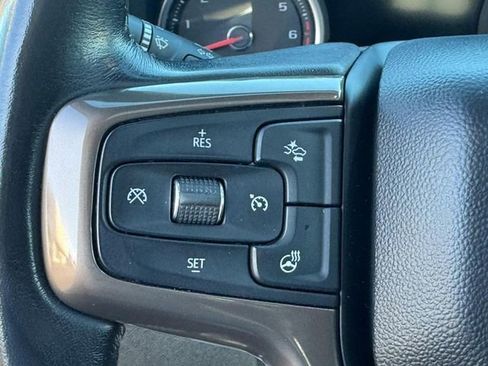 Used 2022 Chevrolet Silverado 1500 High Country w/ Technology Package image 18