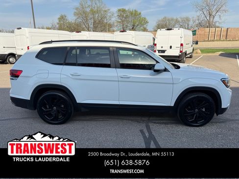 Used 2022 Volkswagen Atlas SE AWD/4WD image 17