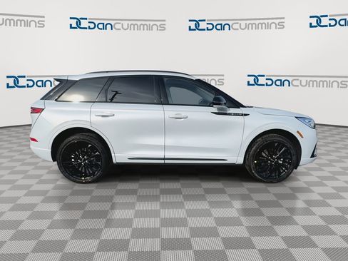 New 2026 Lincoln Corsair Reserve w/ Jet Appearance Package AWD/4WD image 9
