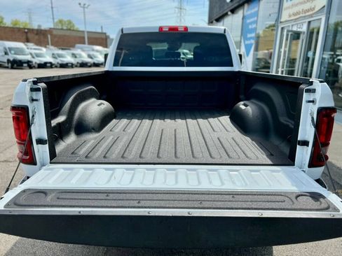 Used 2026 RAM 2500 Big Horn AWD/4WD image 7