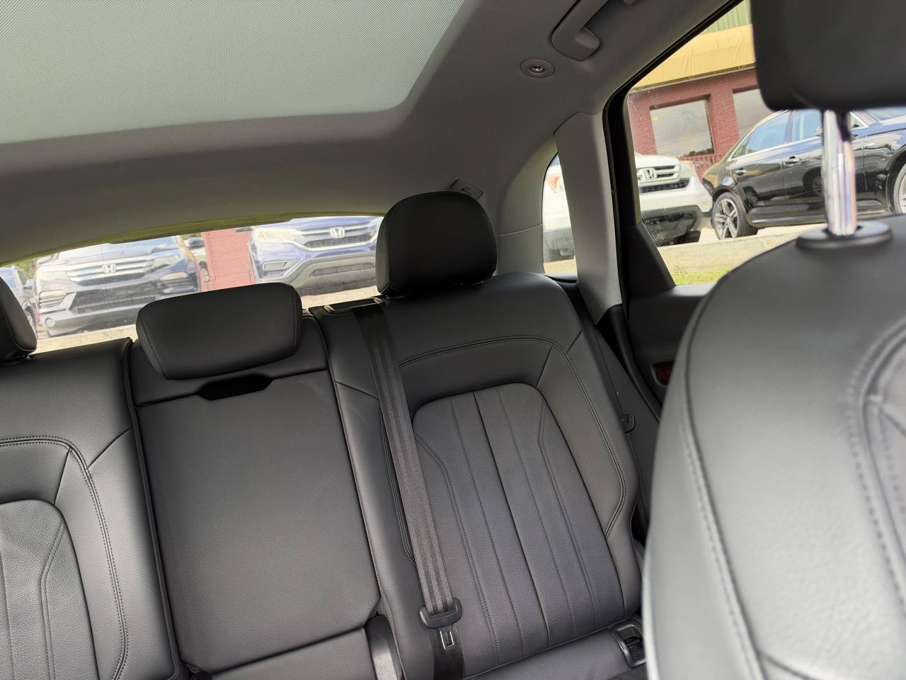 Used 2019 Audi Q5 2.0T Premium w/ Convenience Package AWD/4WD image 46