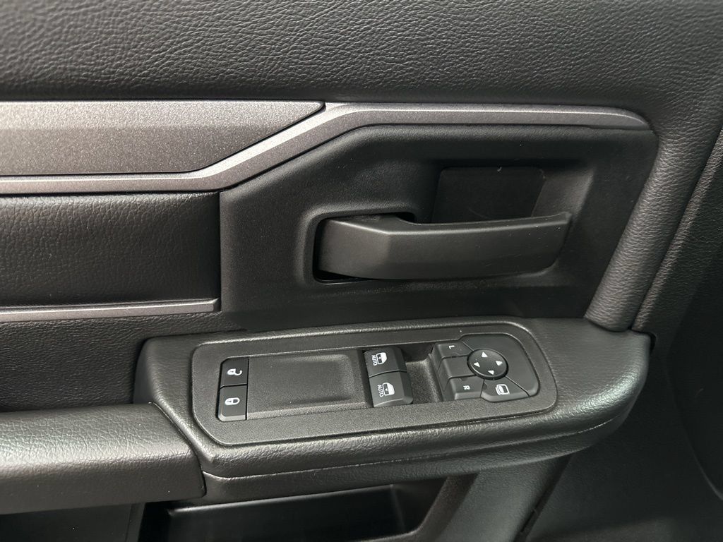 Used 2025 RAM 2500 Tradesman AWD/4WD image 18