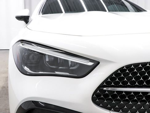 Used 2024 Mercedes-Benz CLE 450 4MATIC Coupe image 41