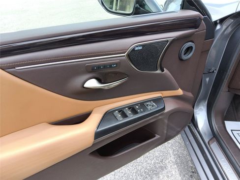Used 2021 Lexus ES 350 Ultra Luxury FWD image 16