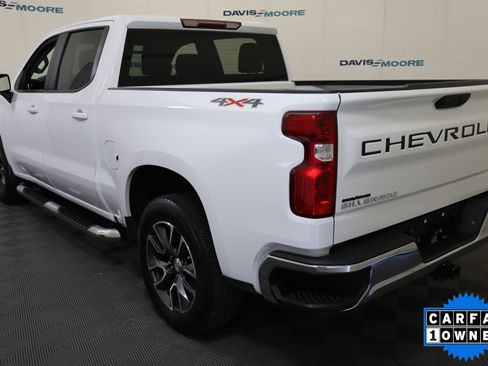 Used 2024 Chevrolet Silverado 1500 LT image 10