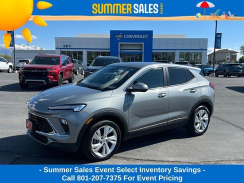 Used 2025 Buick Encore GX Preferred FWD image 1