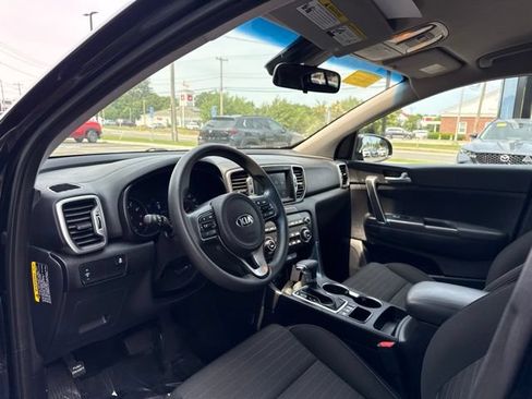 Used 2018 Kia Sportage LX w/ LX Popular Package AWD/4WD image 9
