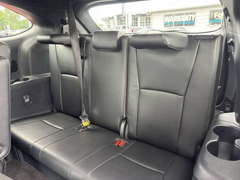 Used 2025 Toyota Highlander XSE AWD/4WD image 12