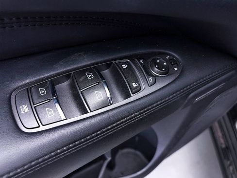 Used 2014 INFINITI QX60 Luxe w/ Deluxe Touring Package AWD/4WD image 15