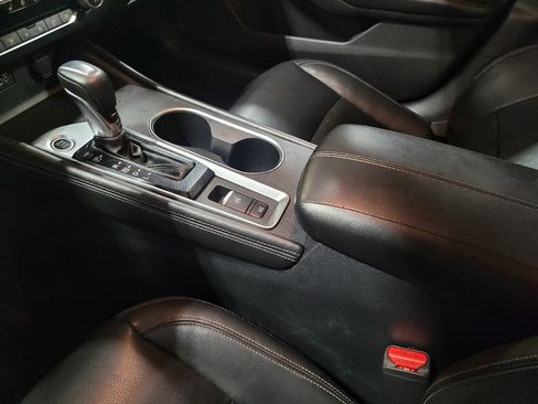 Used 2019 Nissan Altima 2.5 Platinum FWD image 26