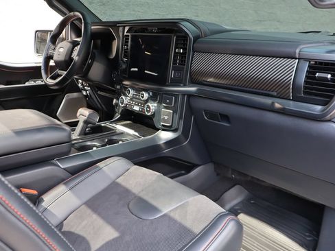 Used 2025 Ford F150 Raptor AWD/4WD image 40