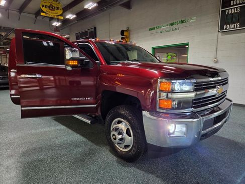 Used 2016 Chevrolet Silverado 3500 LTZ w/ Duramax Plus Package AWD/4WD image 2