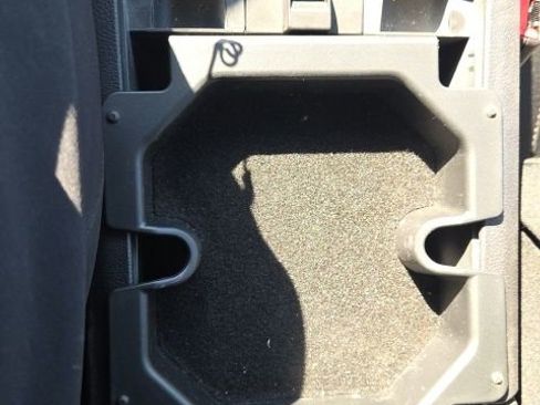 Certified 2022 Ford Edge SE w/ Black Appearance Package image 40