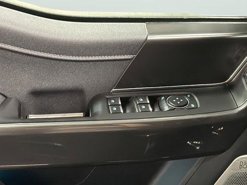 Used 2022 Ford F150 Lariat w/ Equipment Group 502A High image 18