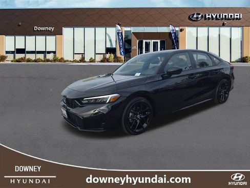 Used 2025 Honda Civic Sport image 1