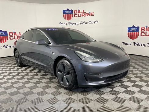 Used 2019 Tesla Model 3 Long Range image 1
