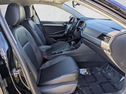 Used 2019 Volkswagen Jetta SE image 20