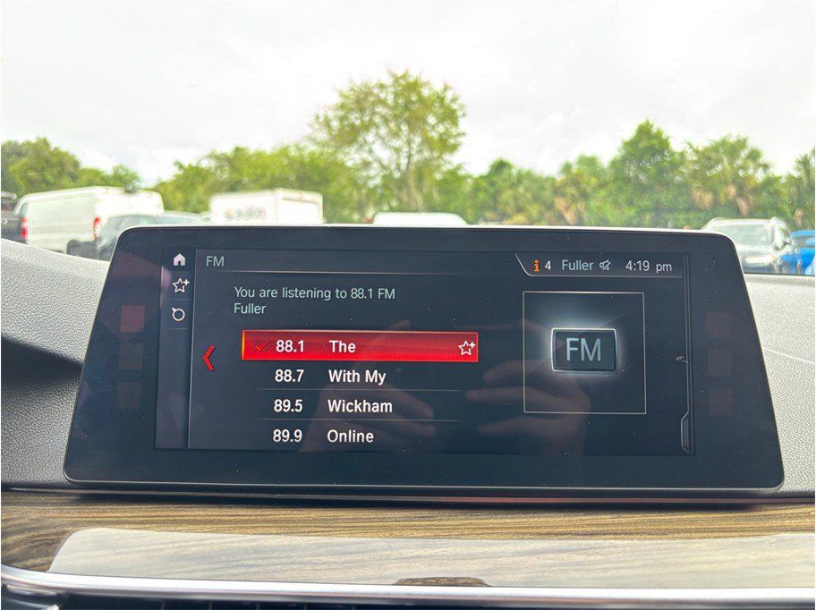 Used 2018 BMW 540i RWD image 31