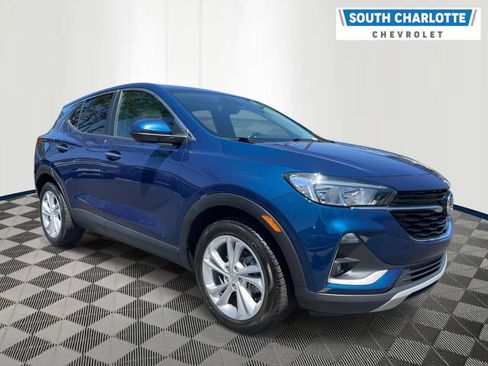 Used 2021 Buick Encore GX Preferred w/ Cold Weather Comfort Package FWD image 3