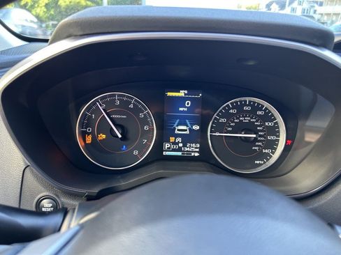 Used 2023 Subaru Crosstrek 2.5i Limited w/ Moonroof Package AWD/4WD image 34
