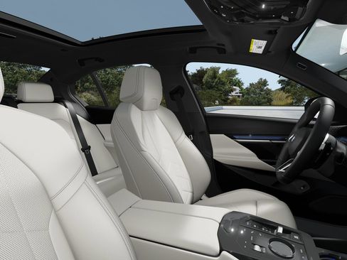 New 2027 BMW 550e xDrive image 9