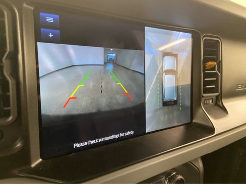 Used 2021 Ford Bronco Badlands image 29