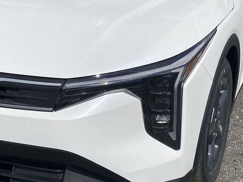 New 2026 Kia K4 LXS image 29