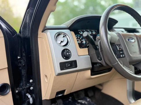 Used 2012 Ford F150 Lariat w/ Lariat Chrome Pkg AWD/4WD image 10
