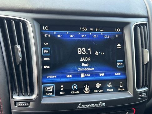 Used 2018 Maserati Levante S GranSport image 10