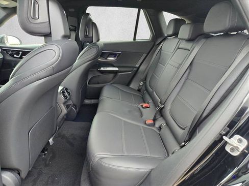 Used 2026 Mercedes-Benz GLC 300 image 15