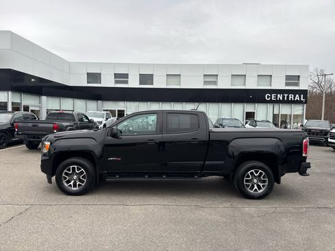 Certified 2022 GMC Canyon AT4 image 2