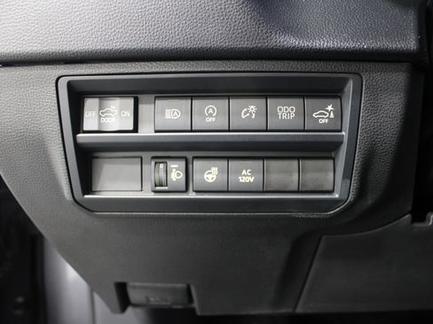 Used 2022 Toyota Tundra SR5 image 8