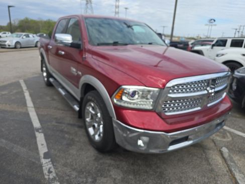 Used 2014 RAM 1500 Laramie w/ Convenience Group image 6