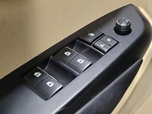 Used 2018 Toyota Highlander Limited Platinum image 27