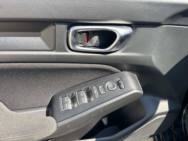 Used 2025 Honda Civic Sport image 23