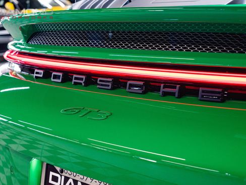 Used 2022 Porsche 911 GT3 RWD image 6