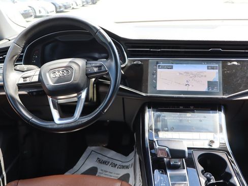 Used 2023 Audi Q8 Premium Plus w/ Premium Plus Package AWD/4WD image 12