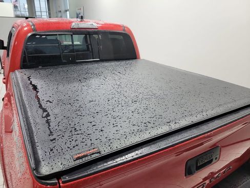 Used 2022 Toyota Tacoma TRD Sport image 21