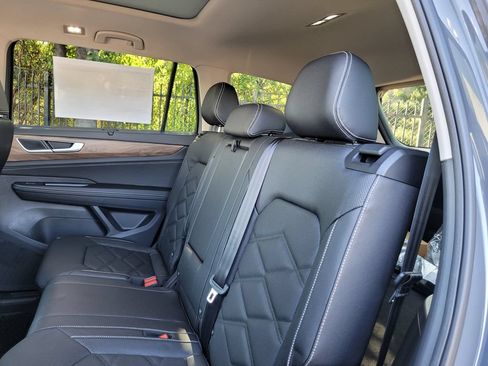 New 2026 Volkswagen Atlas SE AWD/4WD image 14