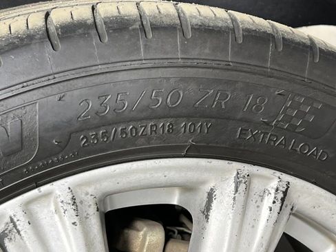 Used 2017 Ford Escape Titanium image 38