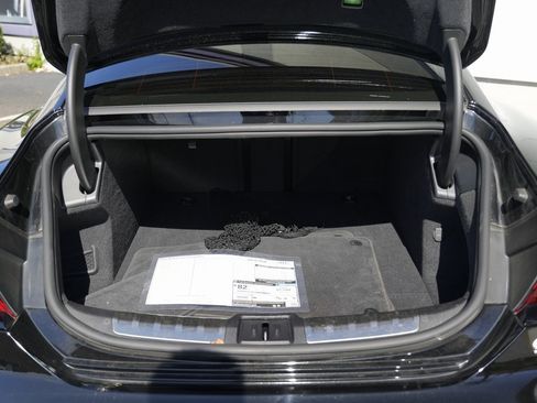 Used 2022 Audi e-tron GT Premium Plus image 15